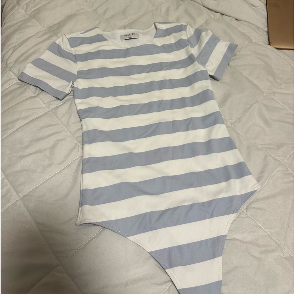 ARITZA BABATON STRIPED BODYSUIT 💖💖